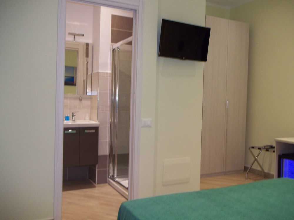 Guest House Le Tre Spezie La Spezia Exterior photo