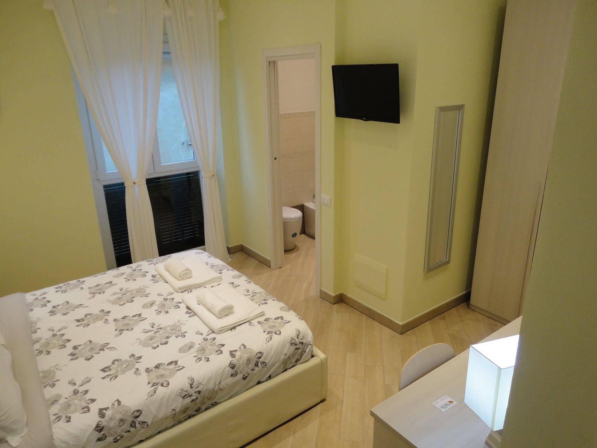 Guest House Le Tre Spezie La Spezia Exterior photo